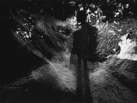 Tatiane Nascimento. Rodovia Belém -Brasília. São Miguel do Tocantins, TO, 1998